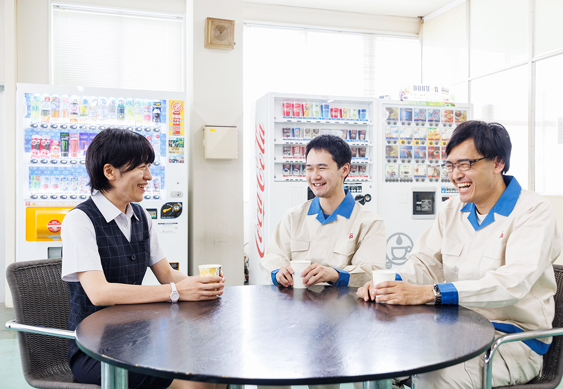 食堂・休憩コーナーの様子