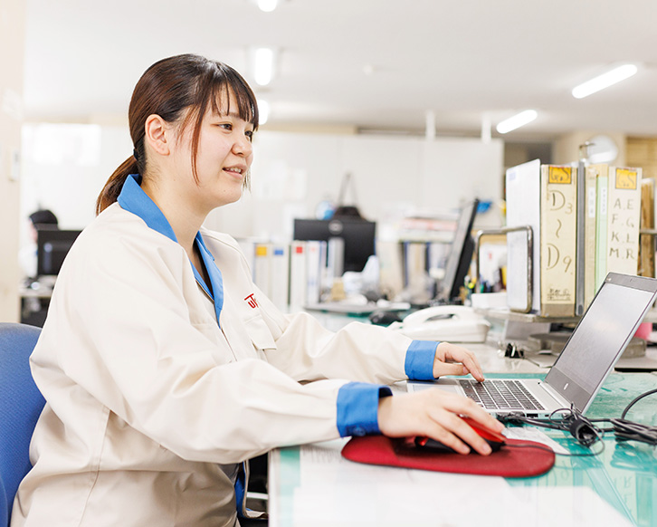 設計4課 O.M サムネイル画像