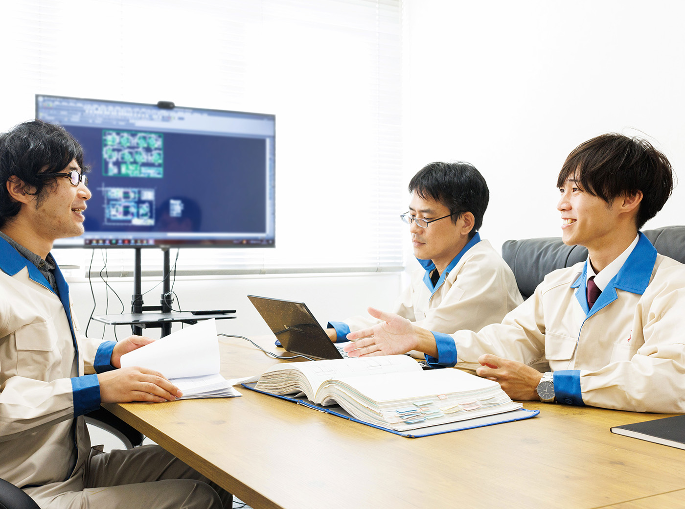 職場の様子