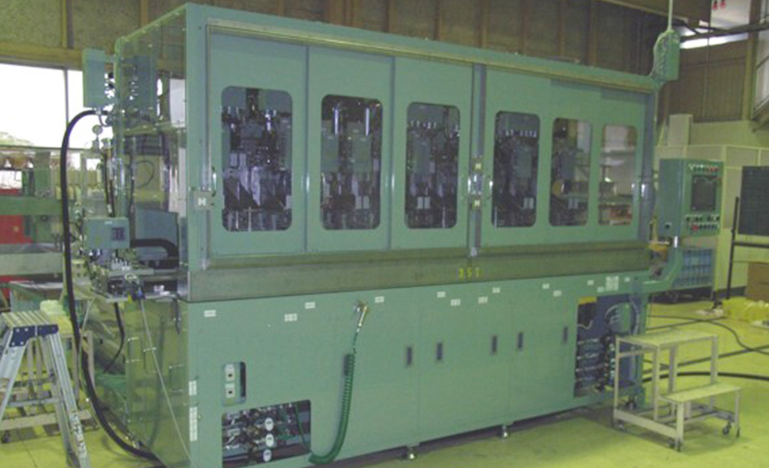 電解加工機とはサムネイル画像